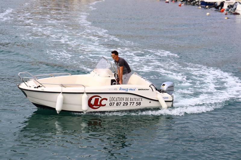 Location de bateau thermique sans permis: QUICKSILVER ACTIV 455 OPEN sur Sète